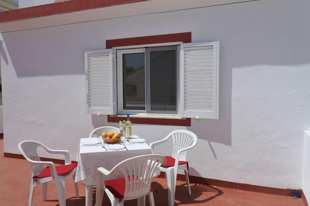 Apartment In The Center Of Carvoeiro With Terrace Luaran gambar